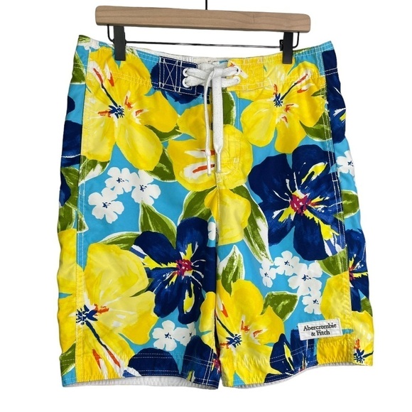 Abercrombie & Fitch Men’s Hawaiian Floral Board Shorts - Picture 1 of 3